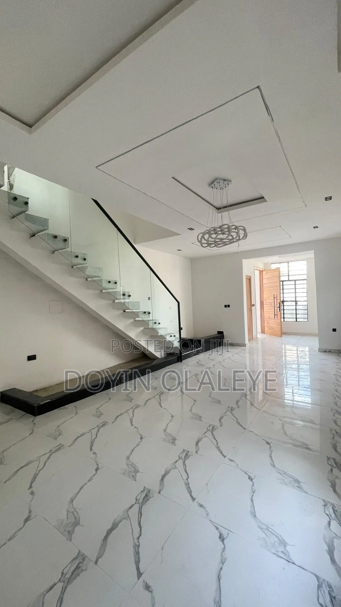 4bdrm Duplex in Idado for sale