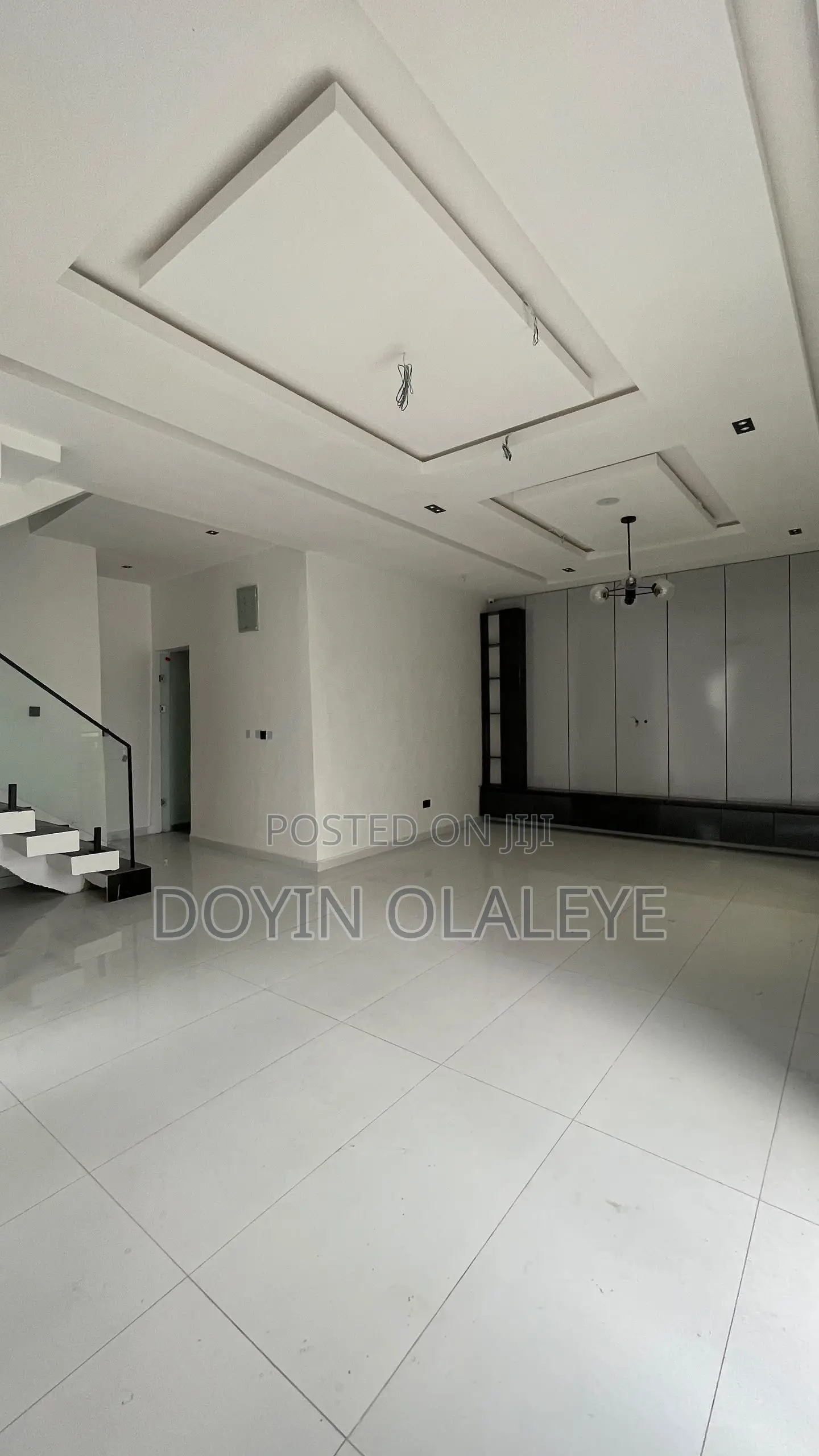 4bdrm Duplex in Idado for sale