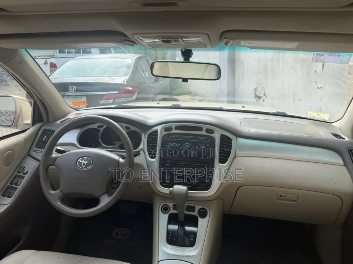 Toyota Highlander 2006 Gold
