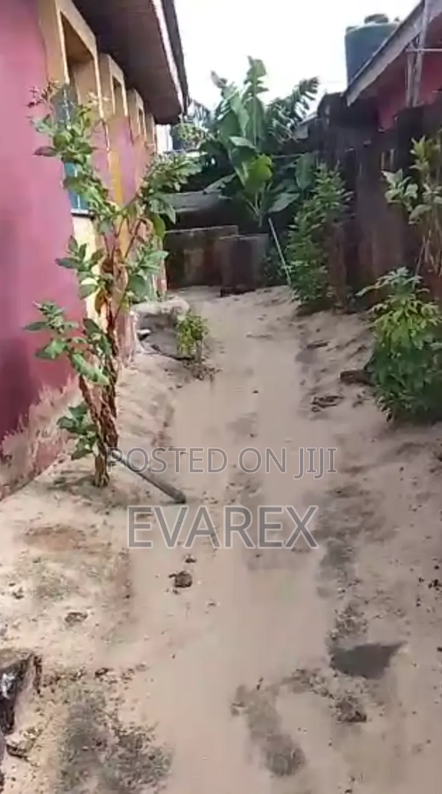 7bdrm Block of Flats in Iba / Ojo for sale