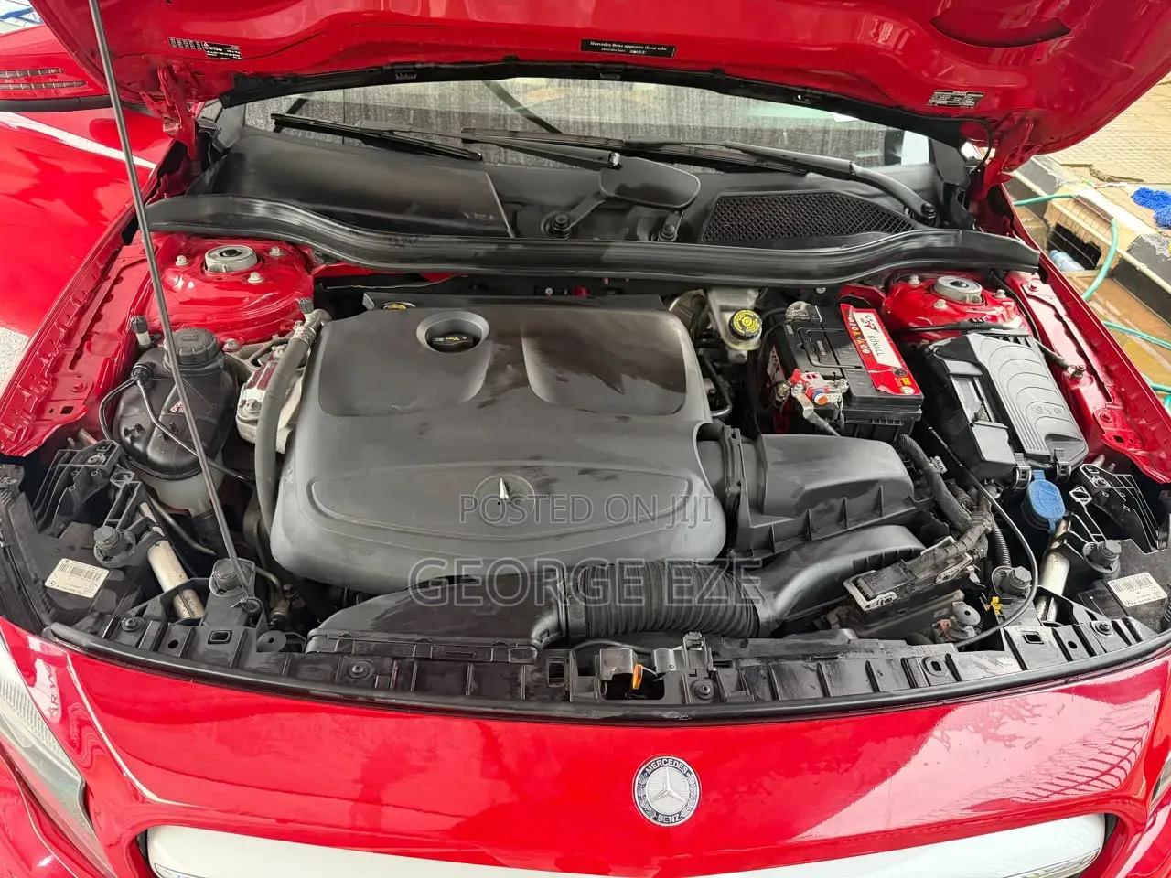 Mercedes-Benz GLA 250 2016 Red