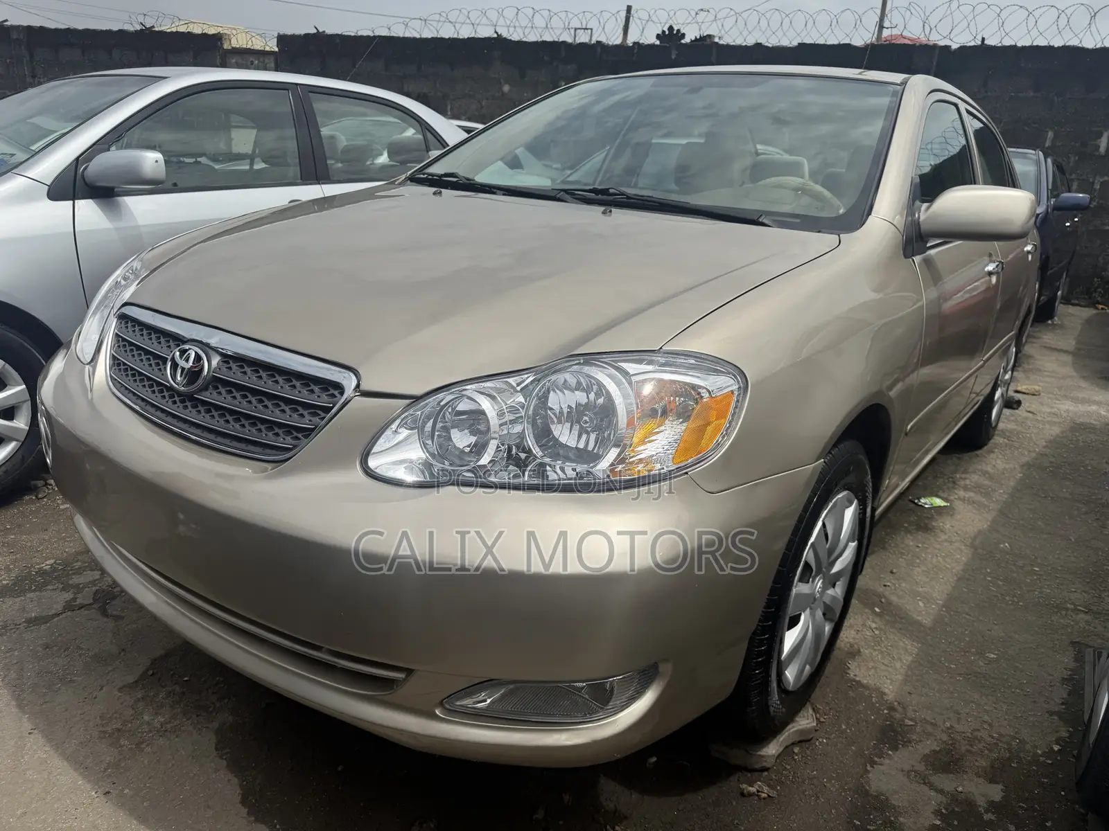 Toyota Corolla 2005 Gold