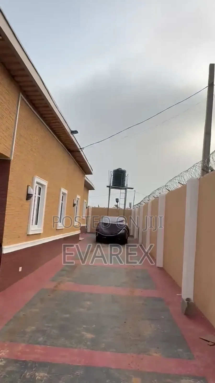 4bdrm Block of Flats in Agbara-Igbesan for sale