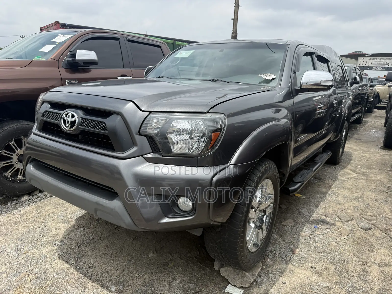 Toyota Tacoma 2015 Gray