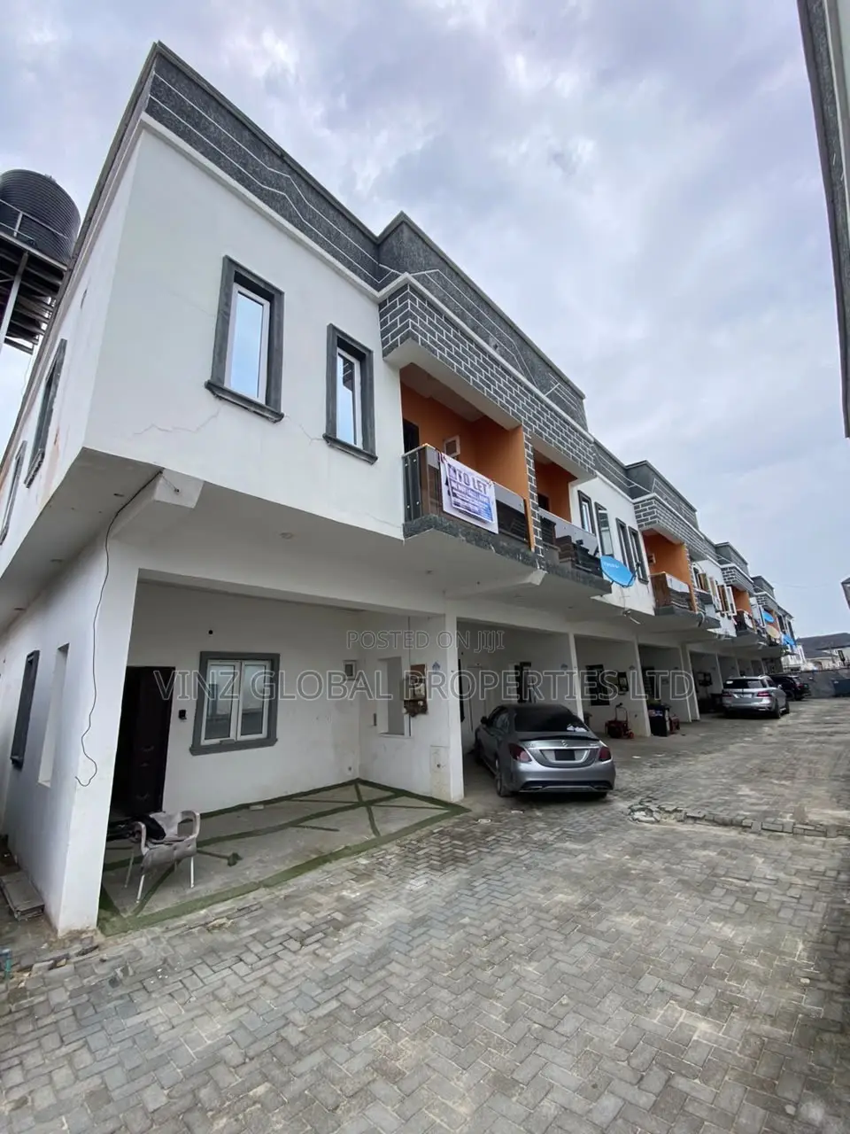 4bdrm Duplex in Lekki for rent