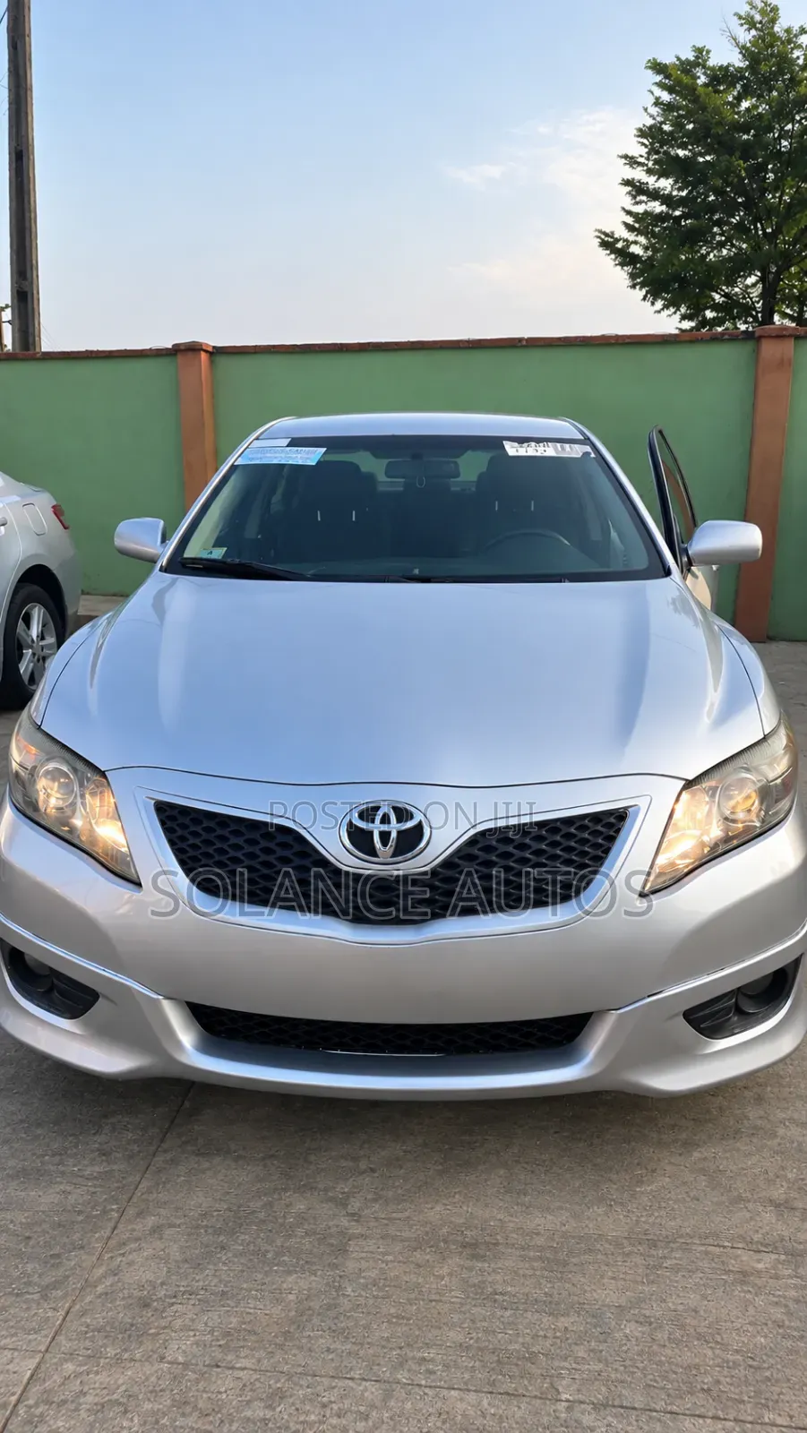 Toyota Camry SE 4dr Sedan (2.5L 4cyl 6AM) 2010 Silver
