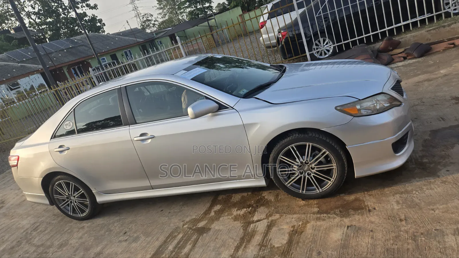 Toyota Camry SE 4dr Sedan (2.5L 4cyl 6AM) 2010 Silver