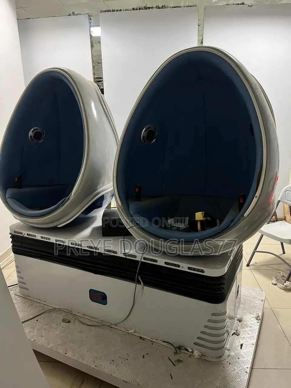 9D VR Virtual Reality 2-Seater Motion Simulator (As-Is)
