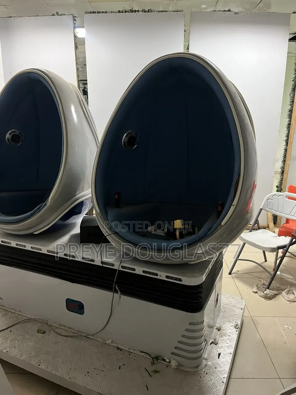 9D VR Virtual Reality 2-Seater Motion Simulator (As-Is)