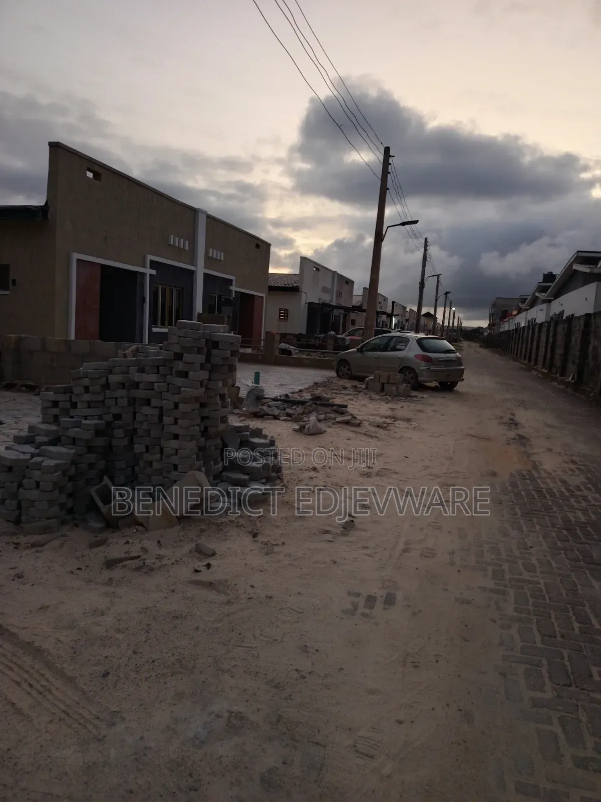 3bdrm Bungalow in Oribanwa Estate for rent