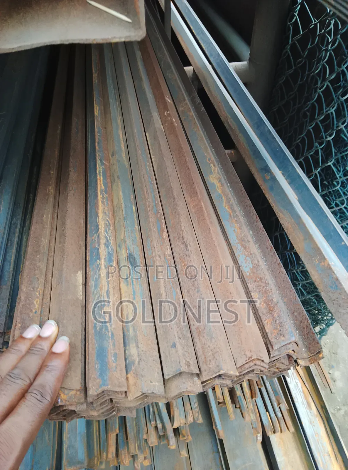 Heavy-Duty Mild Steel Angle Iron Bars