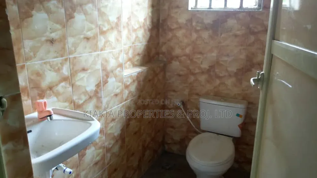 2bdrm Apartment in Olorunsogo Tose for rent