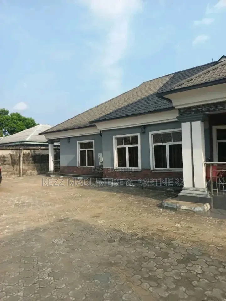 4bdrm Bungalow in Umuebulu 1 Oyigbo for sale