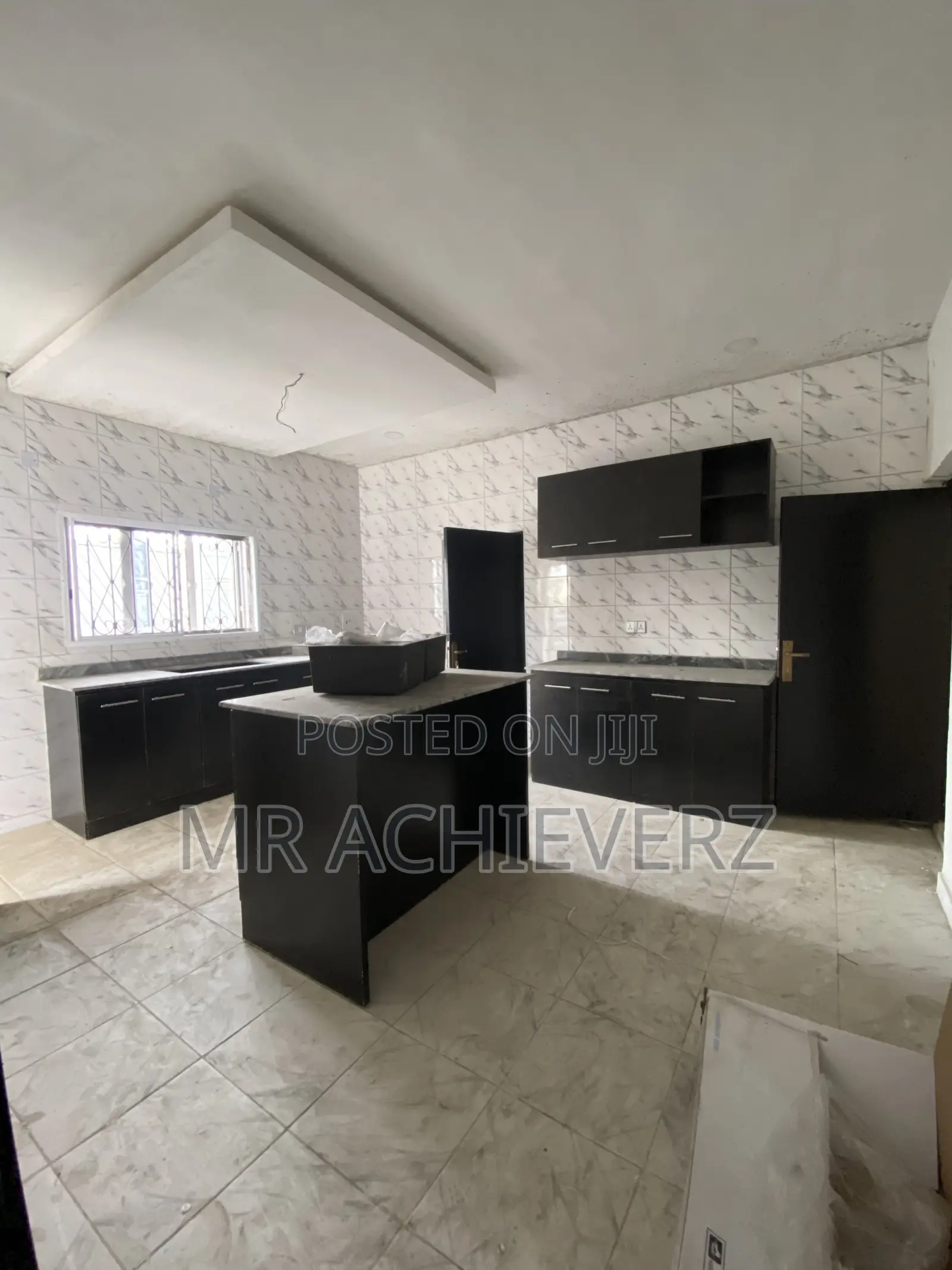 3bdrm Block of Flats in Shell Cooprative, Obio-Akpor for rent