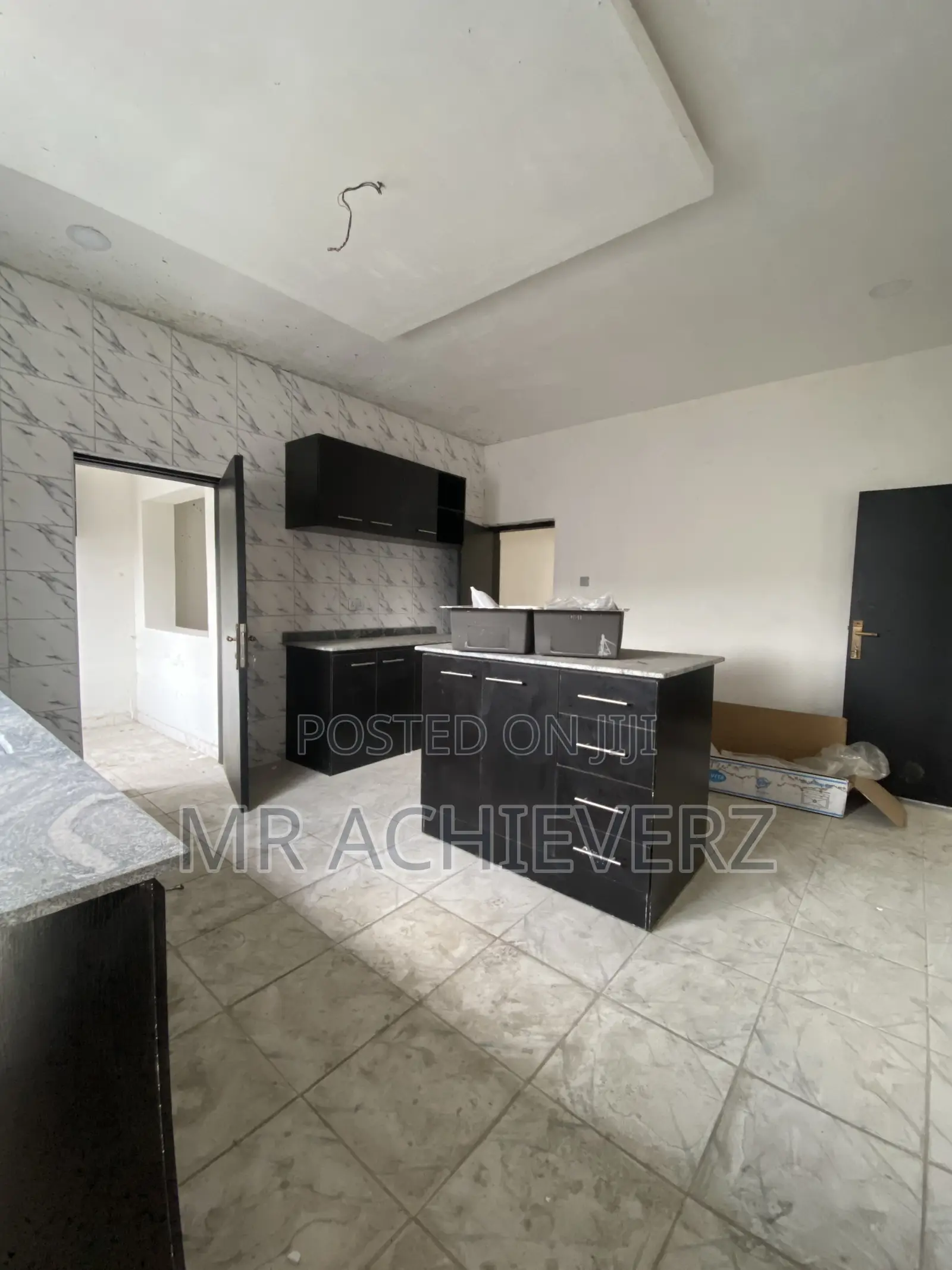 3bdrm Block of Flats in Shell Cooprative, Obio-Akpor for rent