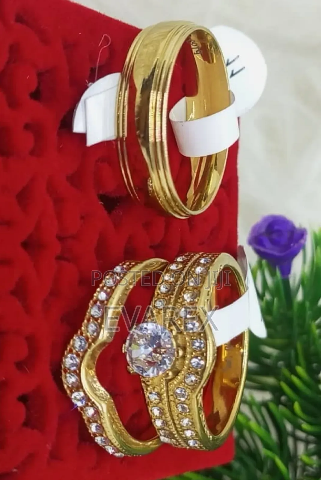 Eva-Gold Engagement/Wedding Ring Set