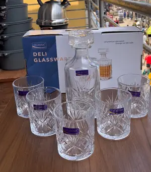 Luxury 7pcs Deliglass Decanter Set