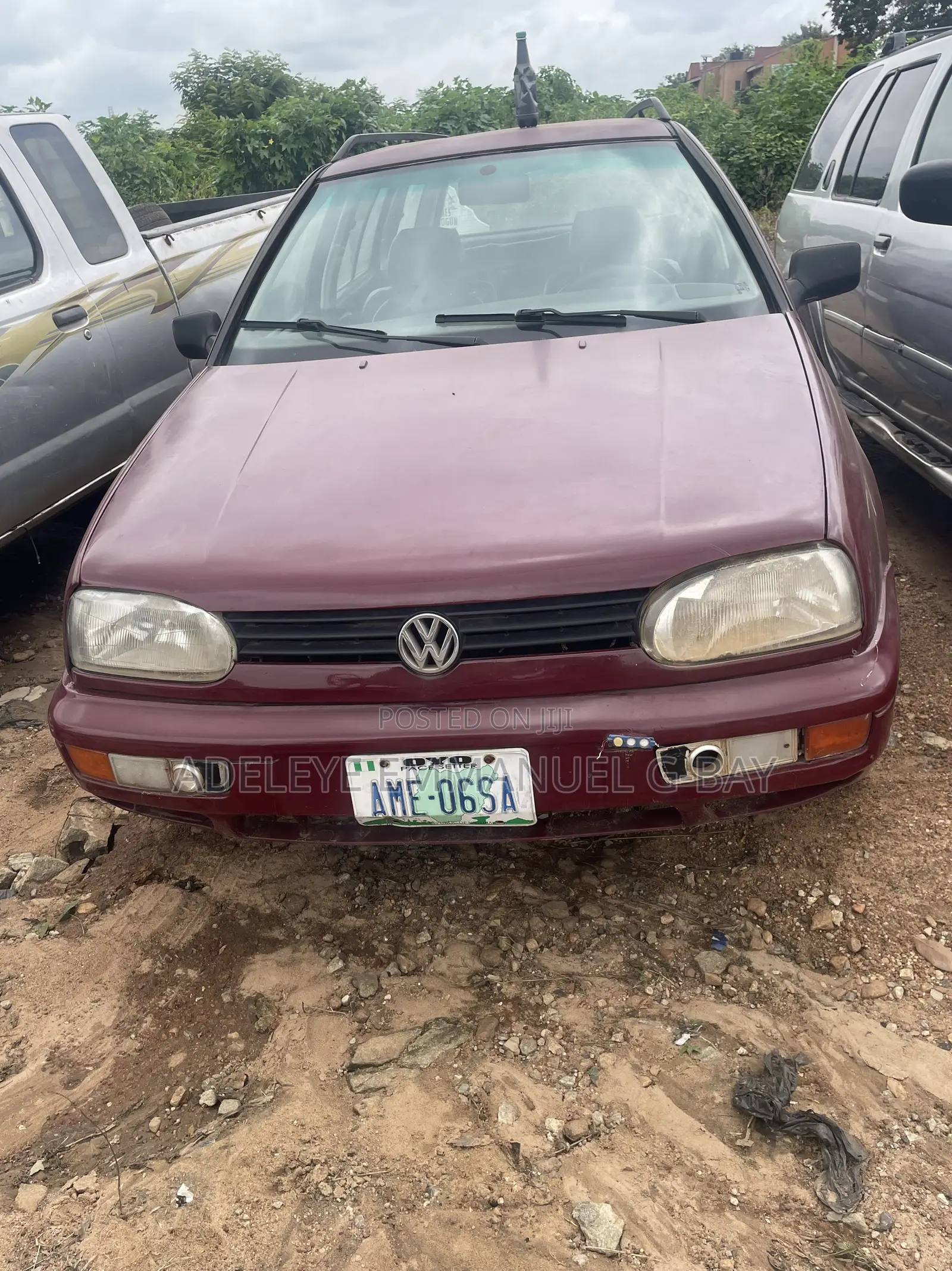 Volkswagen Golf 2000 Burgundy