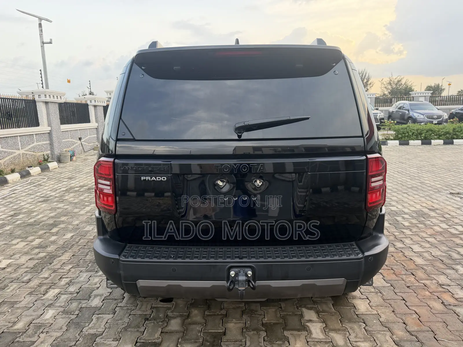 New Toyota Land Cruiser Prado 2.8 2025 Black