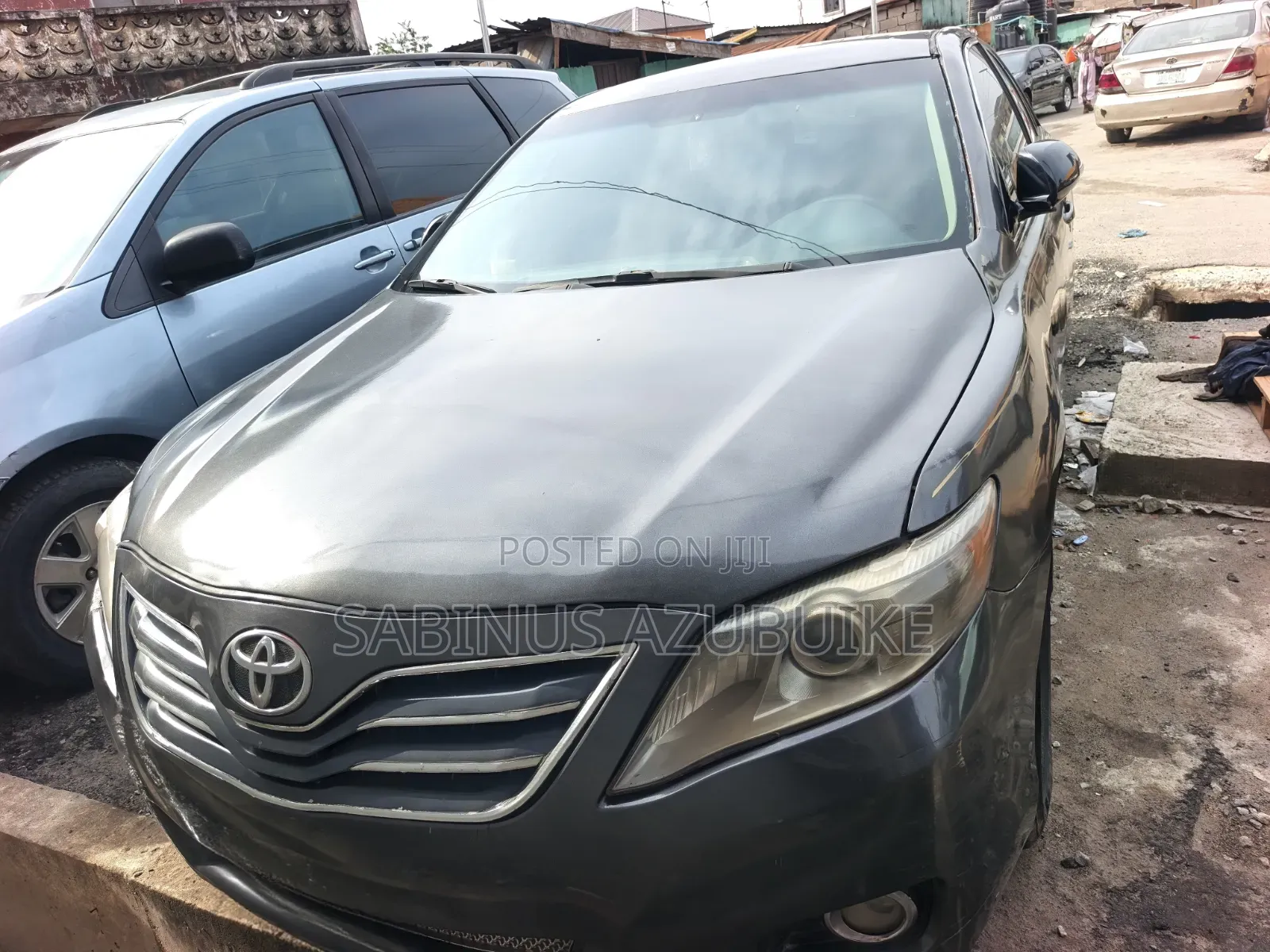 Toyota Camry LE 4dr Sedan (2.5L 4cyl 6AM) 2010 Gray