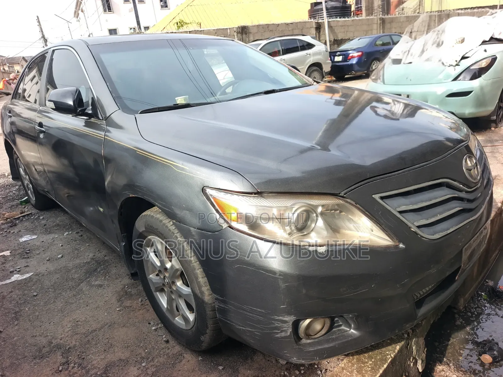 Toyota Camry LE 4dr Sedan (2.5L 4cyl 6AM) 2010 Gray
