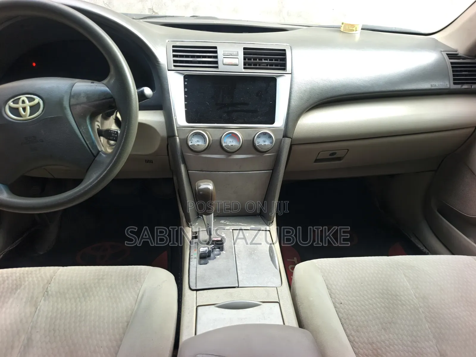 Toyota Camry LE 4dr Sedan (2.5L 4cyl 6AM) 2010 Gray