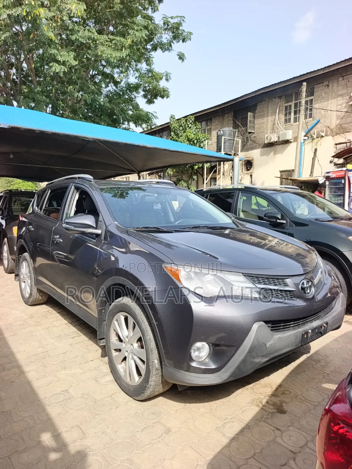 Toyota RAV4 Limited 4dr SUV (2.5L 4cyl 6A) 2014 Gray