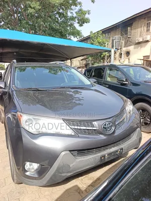 Toyota RAV4 Limited 4dr SUV (2.5L 4cyl 6A) 2014 Gray