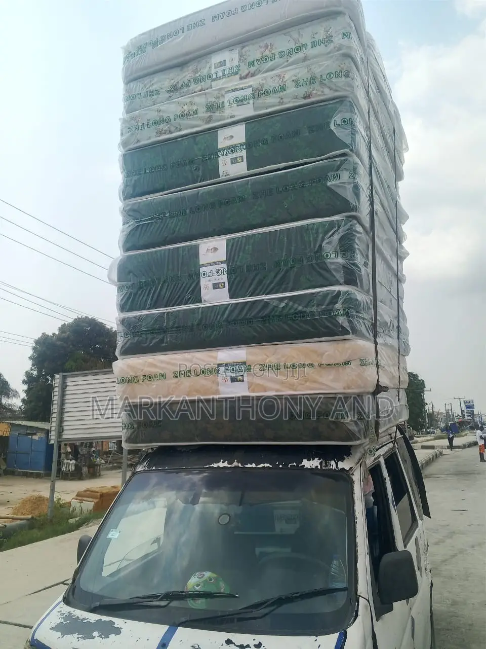 Moukafoam in Chevron