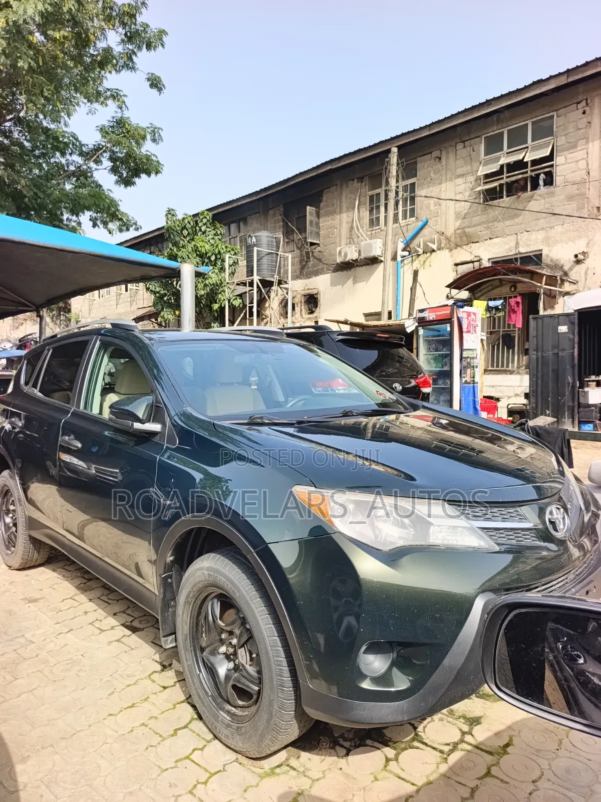 Toyota RAV4 LE FWD (2.5L 4cyl 6A) 2013 Green