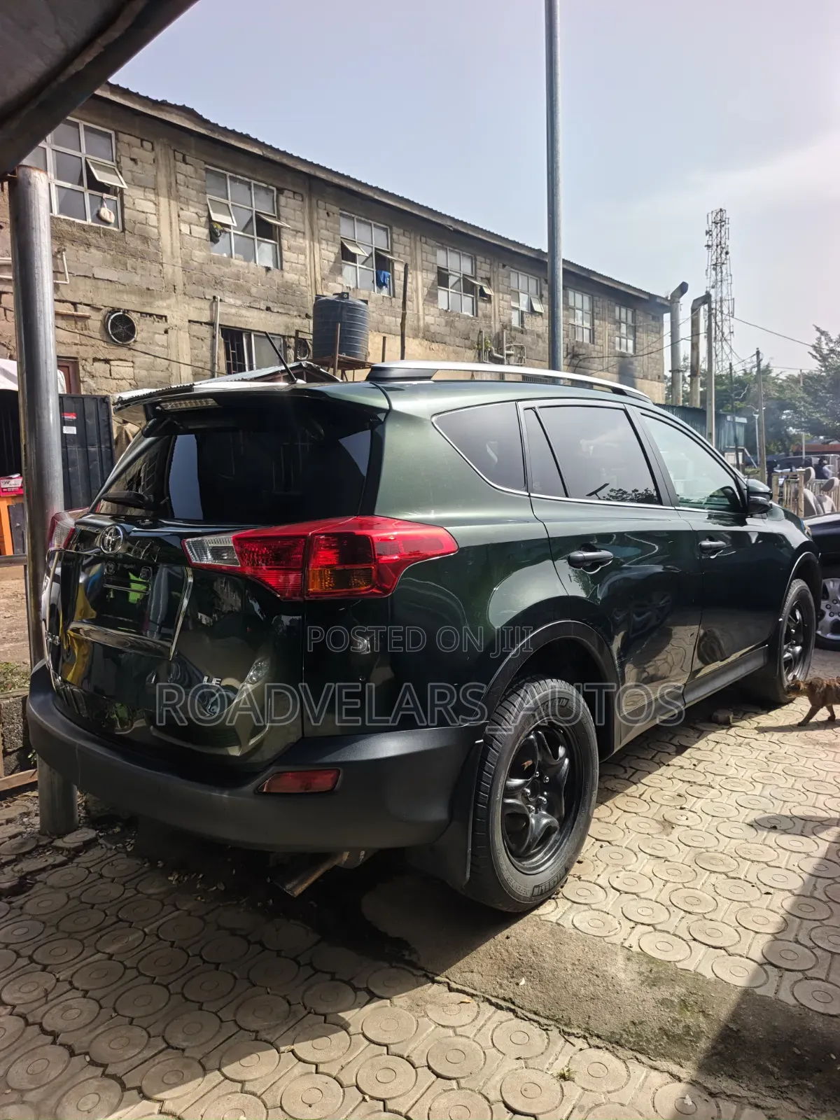 Toyota RAV4 LE FWD (2.5L 4cyl 6A) 2013 Green
