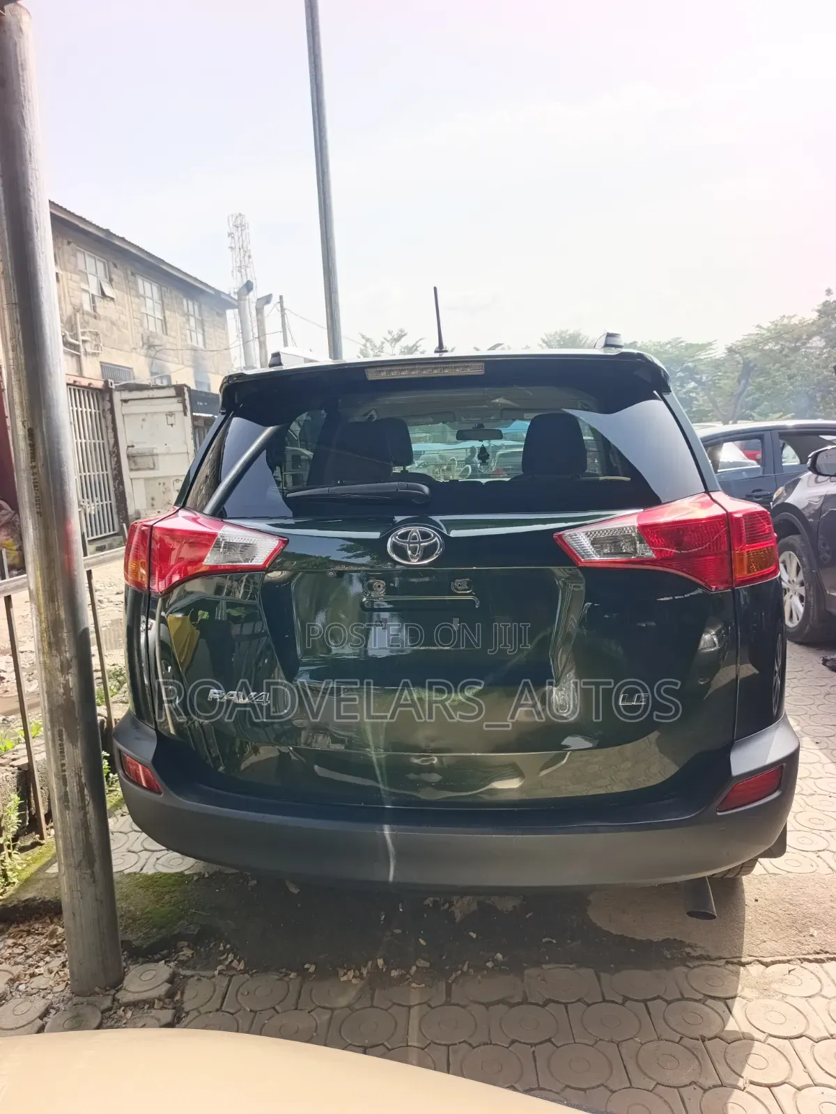 Toyota RAV4 LE FWD (2.5L 4cyl 6A) 2013 Green