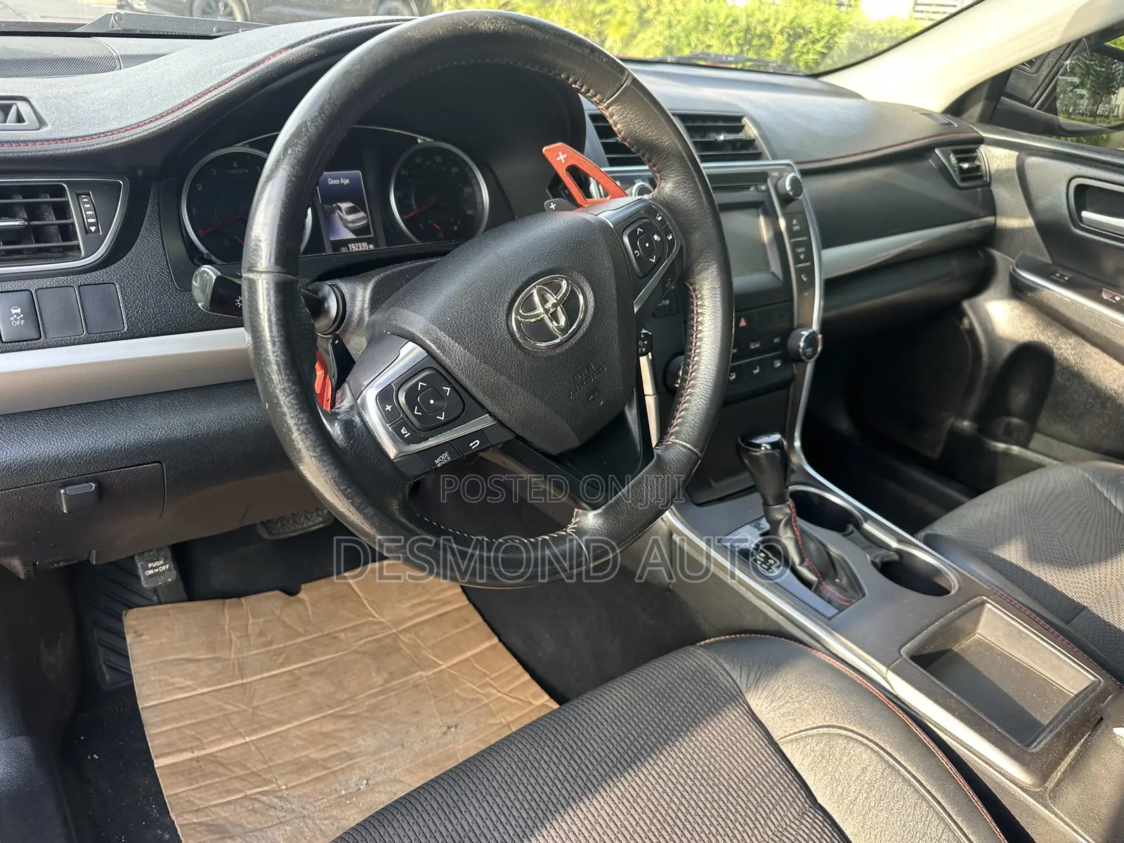 Toyota Camry SE 4dr Sedan (2.5L 4cyl 6A) 2017 Red