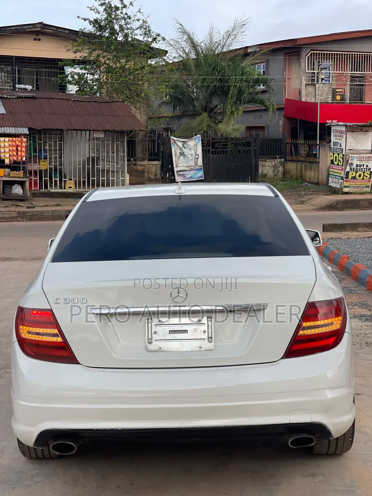 Mercedes-Benz C300 2009 White