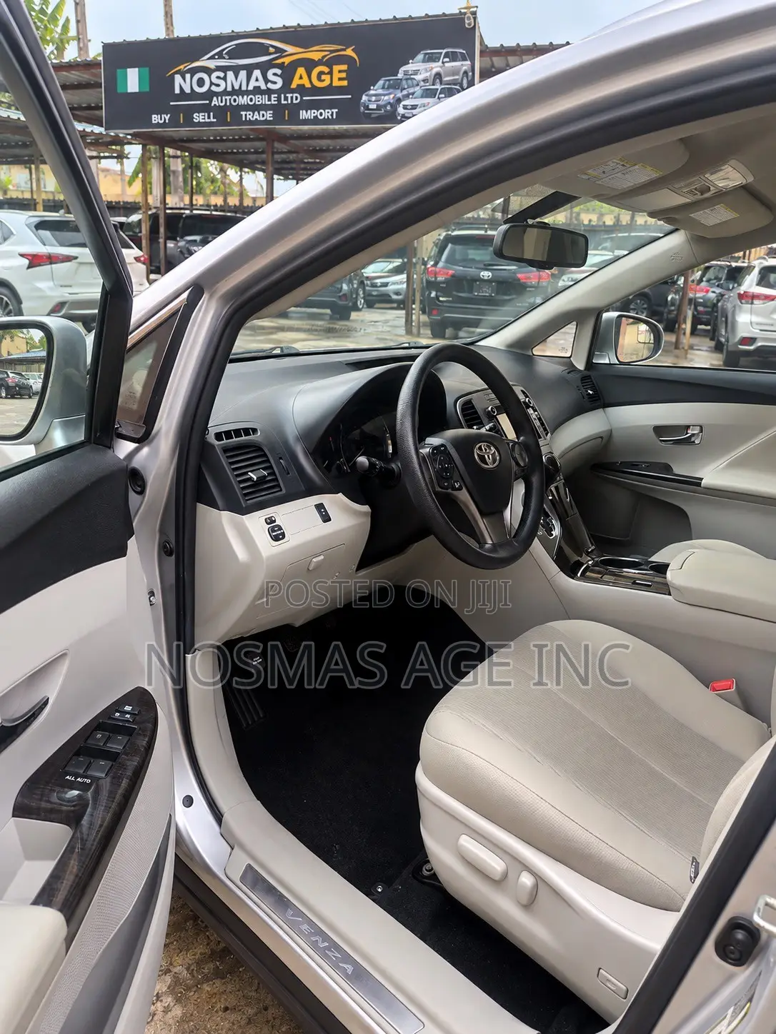 Toyota Venza XLE 2013 Silver