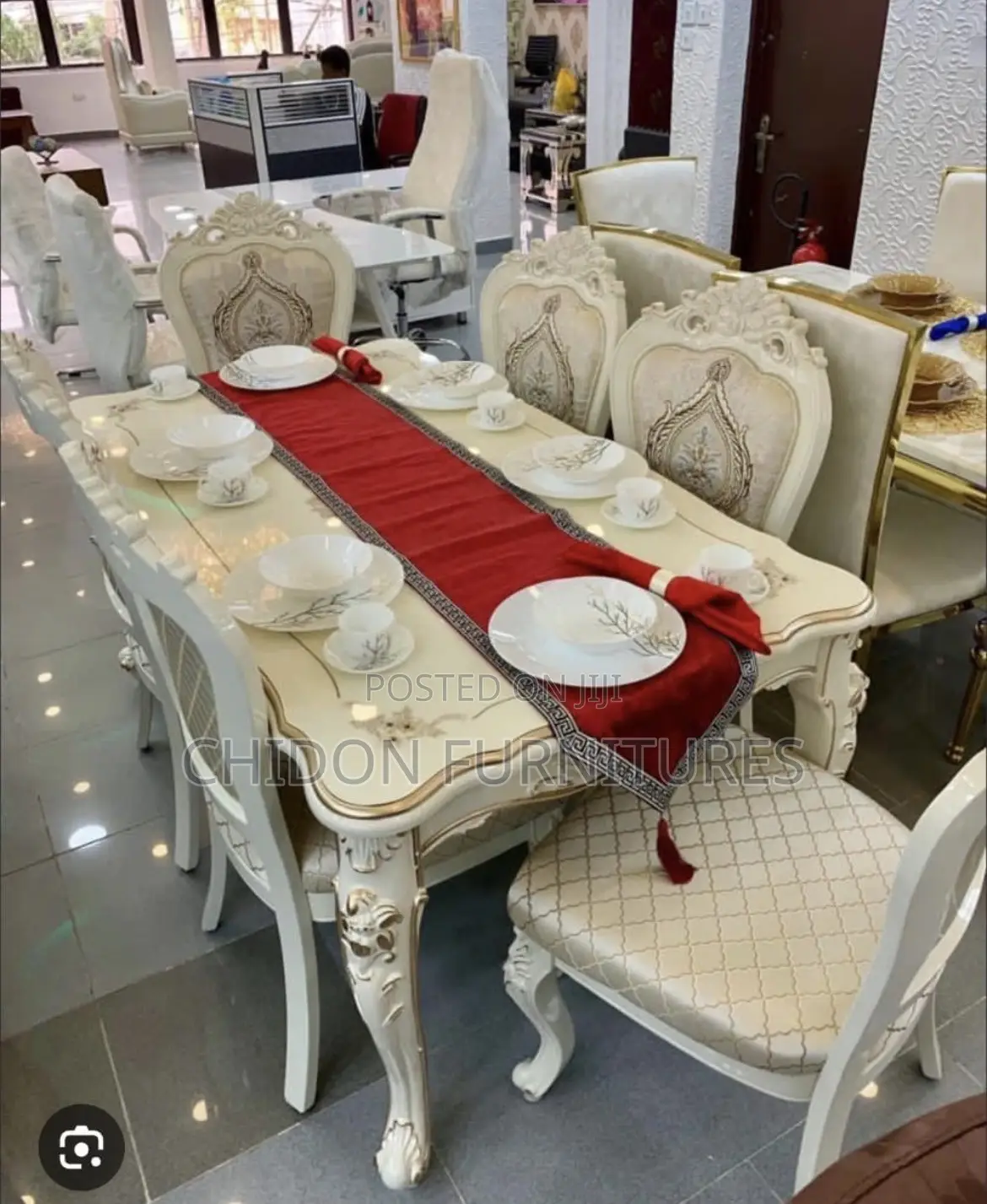 Royal Dining