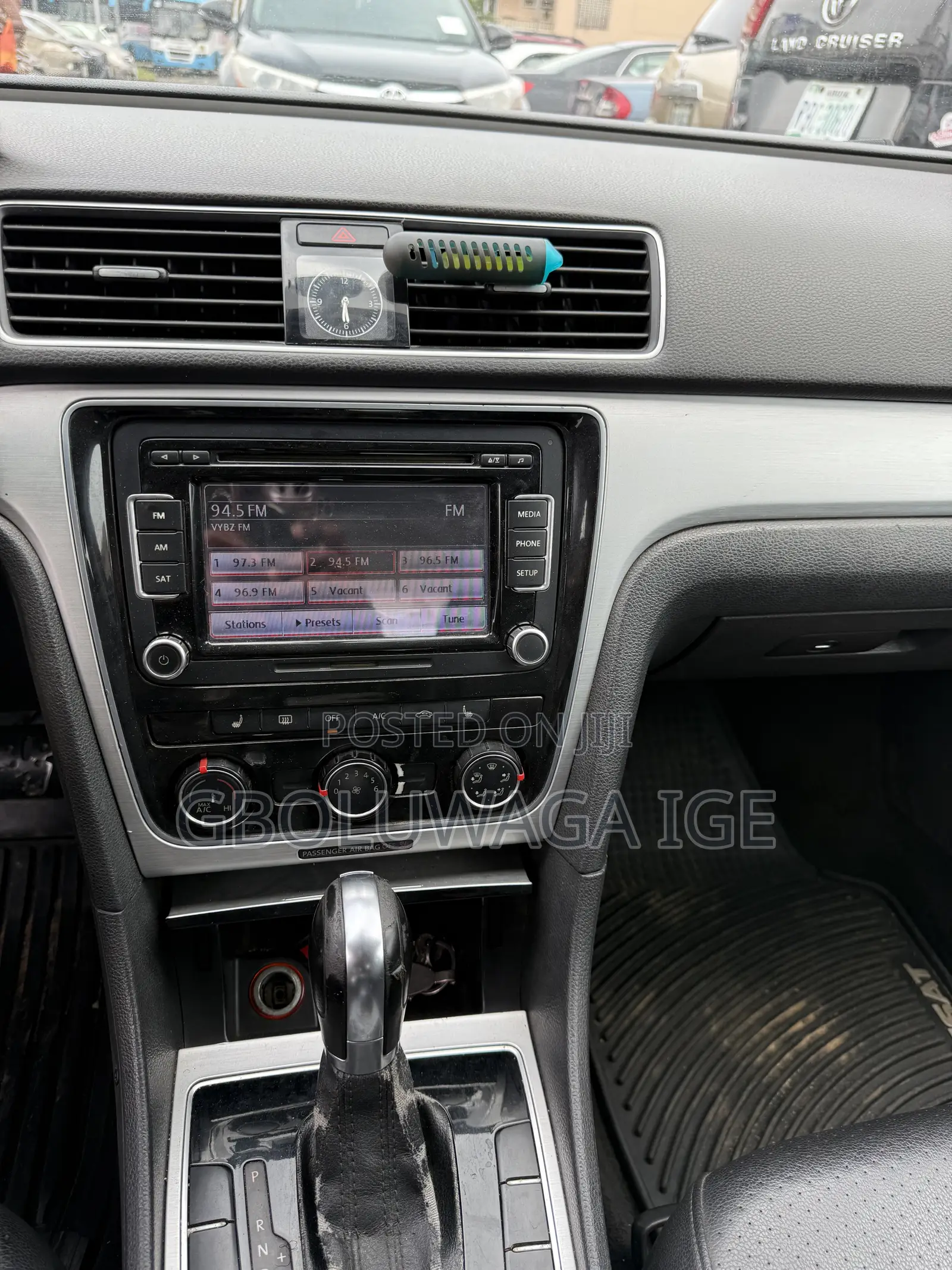Volkswagen Passat SE 2013 Black