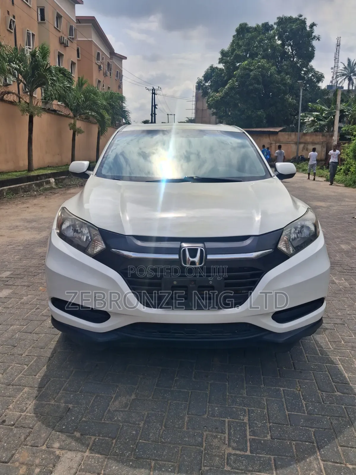 Honda HR-V 4dr SUV (1.5L 4cyl CVT) 2016 White