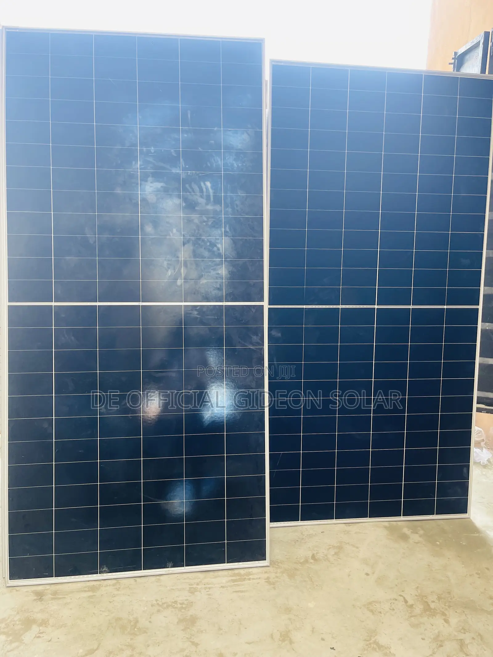 LVTOPSUN 4kva Inverter + 5kwh Battery + 4pics of 650w Panels