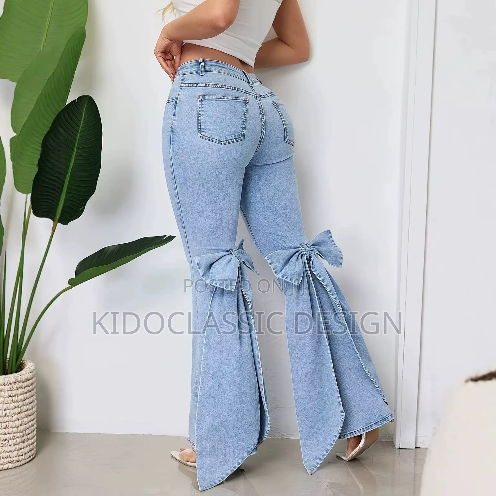 Women’s Bow Tie Back Jeans Pants