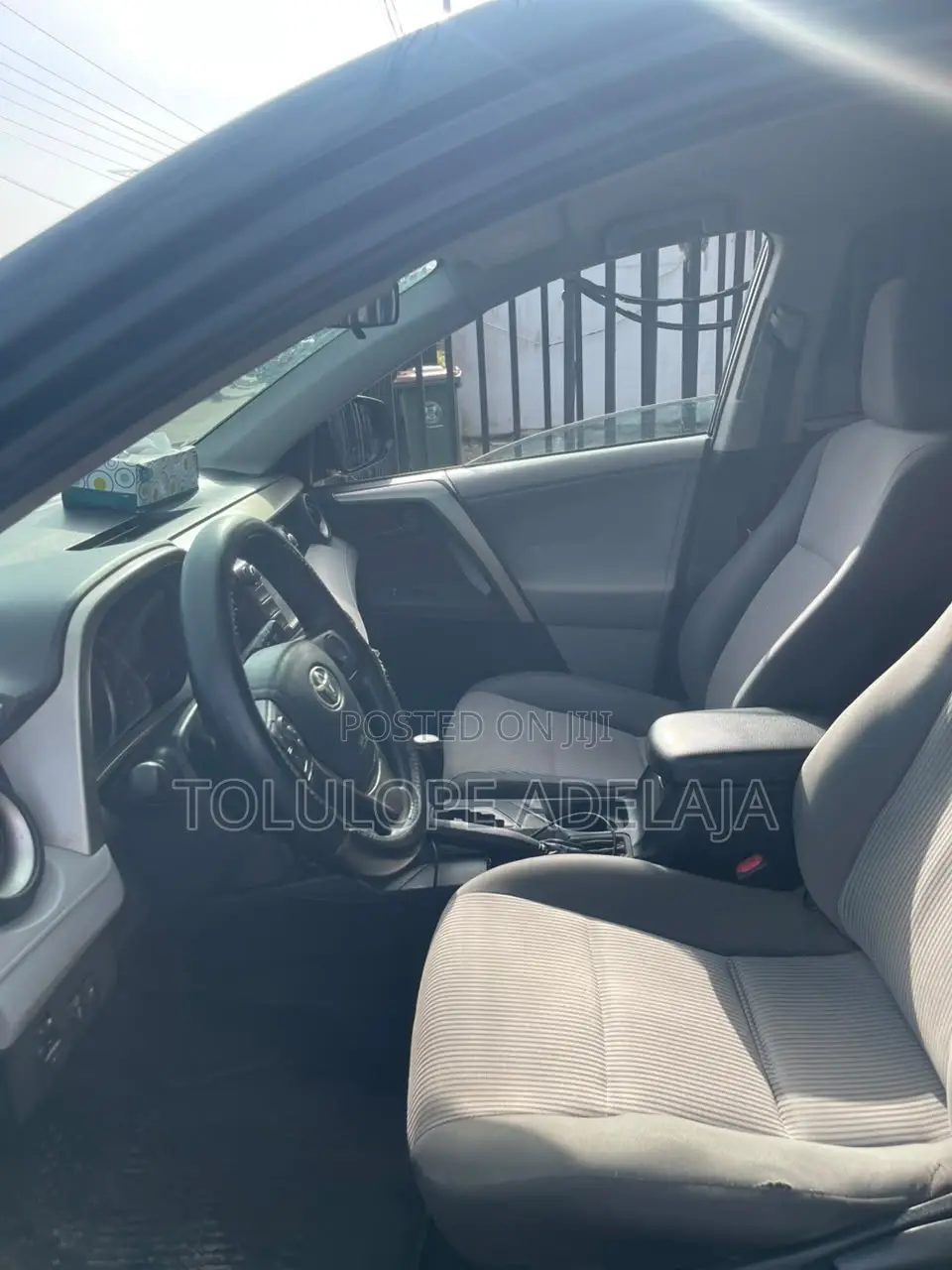 Toyota RAV4 LE 4dr SUV AWD (2.5L 4cyl 6A) 2014 Gray