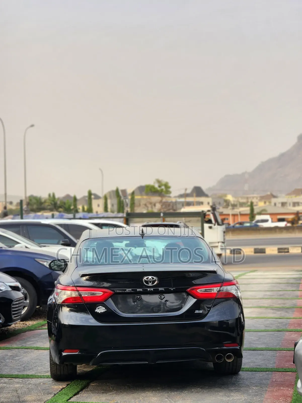 Toyota Camry SE (2.5L 4cyl 8A) 2019 Black