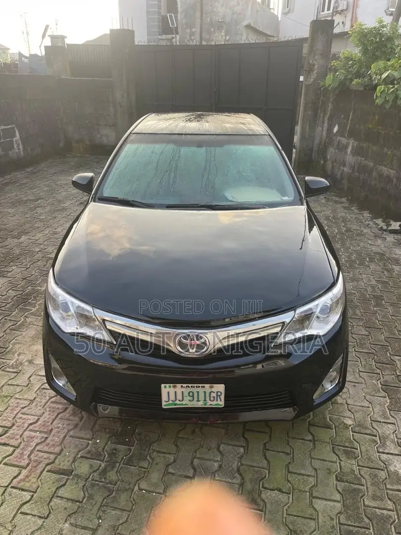 Toyota Camry LE 4dr Sedan (2.5L 4cyl 6A) 2014 Black