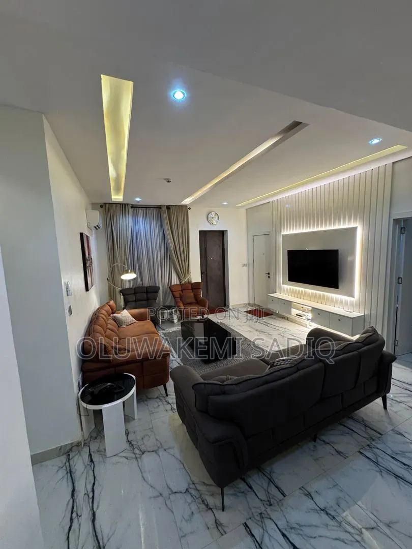 Furnished 3bdrm Apartment in Ikeja Gra for rent