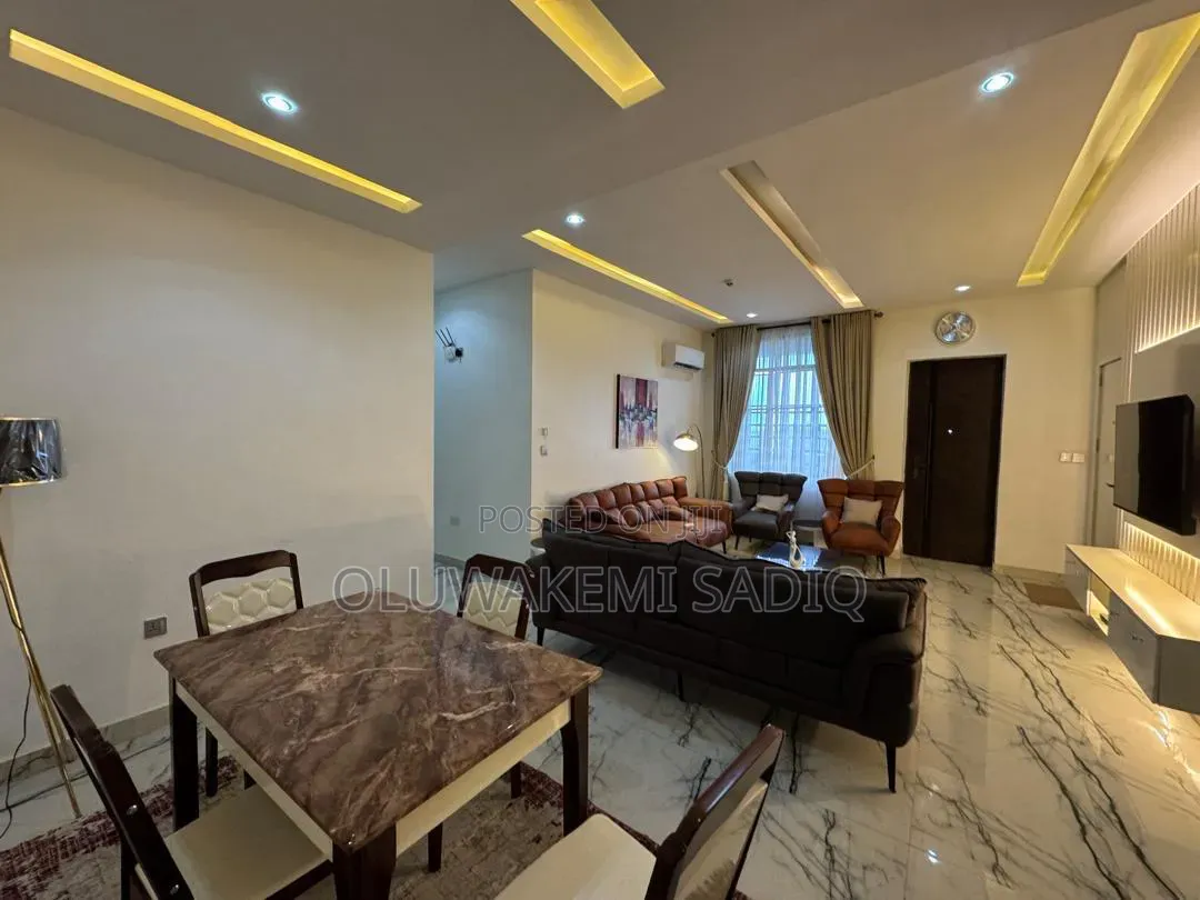 Furnished 3bdrm Apartment in Ikeja Gra for rent
