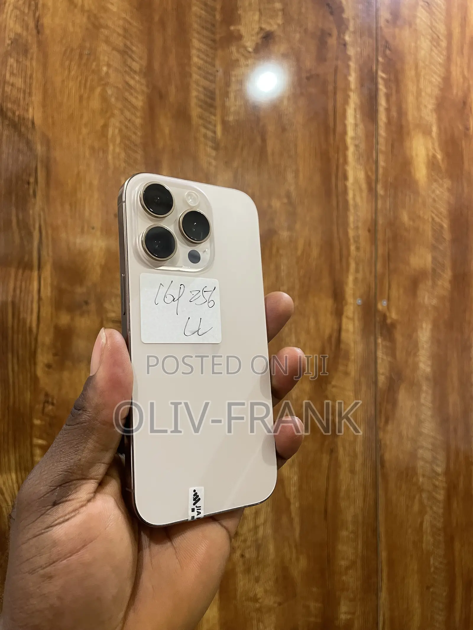 Apple iPhone 16 Pro 256 GB Gold