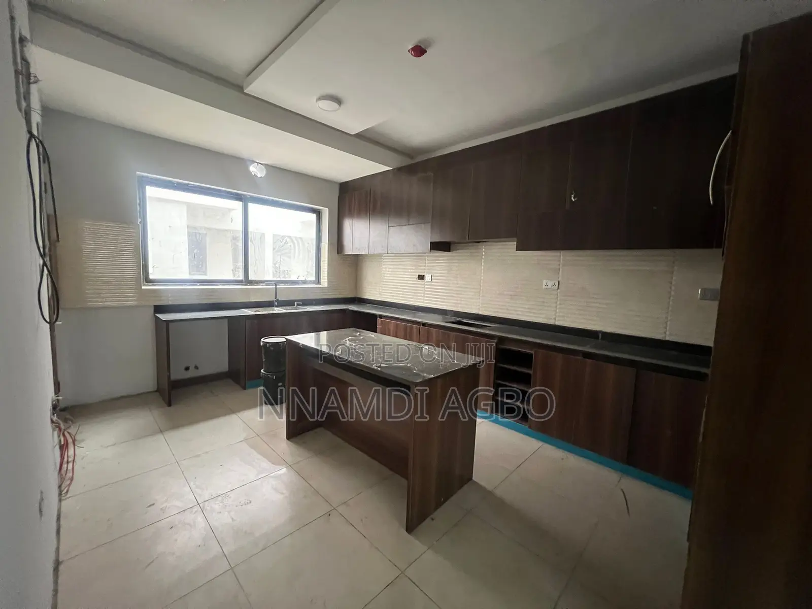 4bdrm Duplex in Lekki Phase 1 for rent