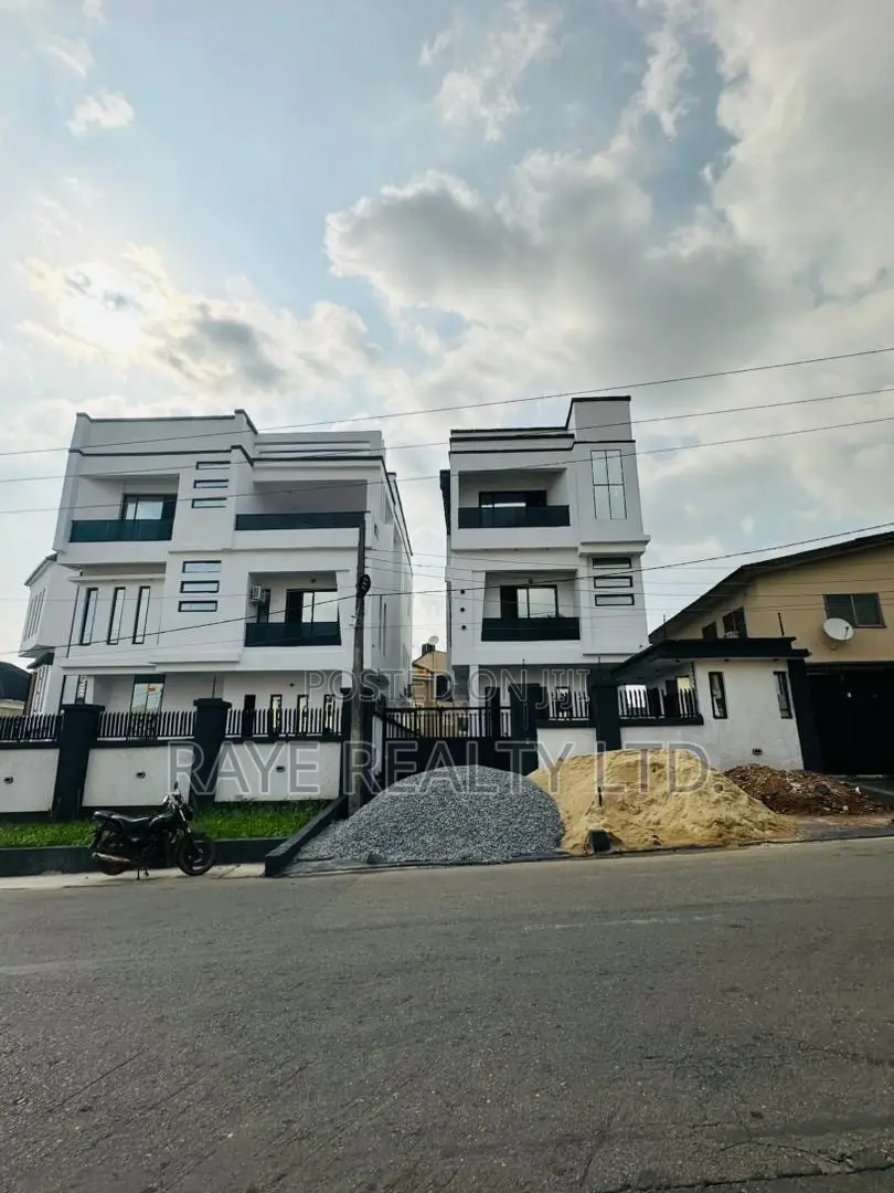 5bdrm House in Magodo Gra Phase 2 for sale