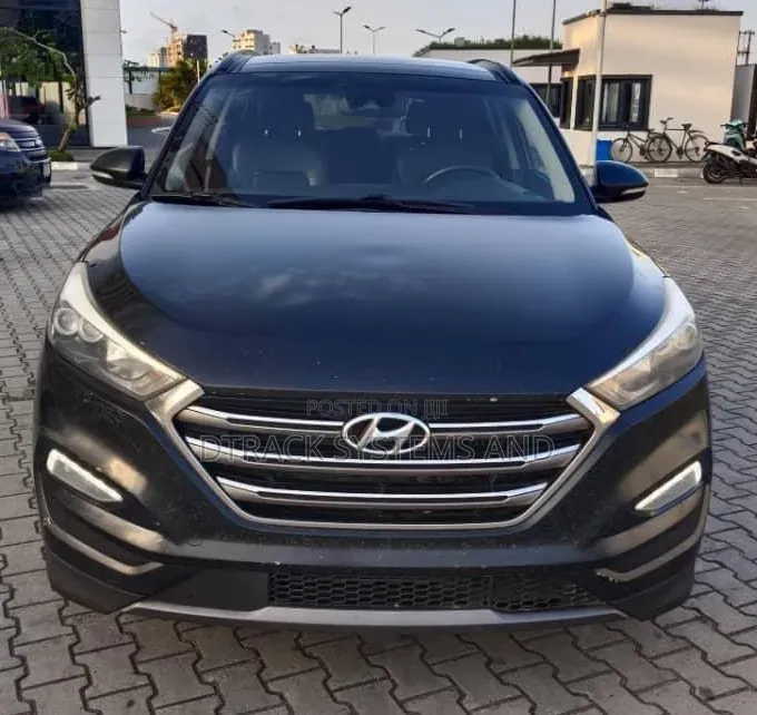 Hyundai Tucson Limited AWD 2016 Black