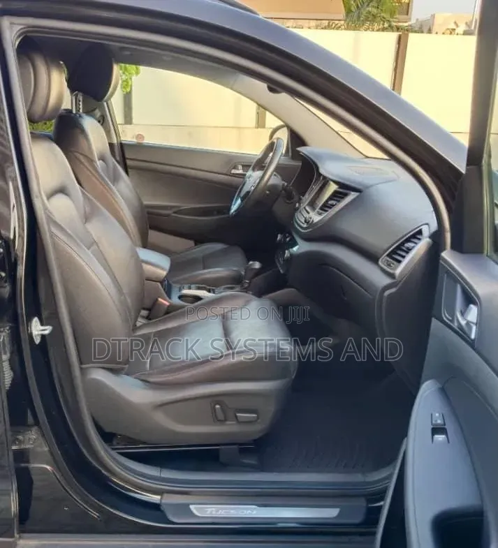 Hyundai Tucson Limited AWD 2016 Black